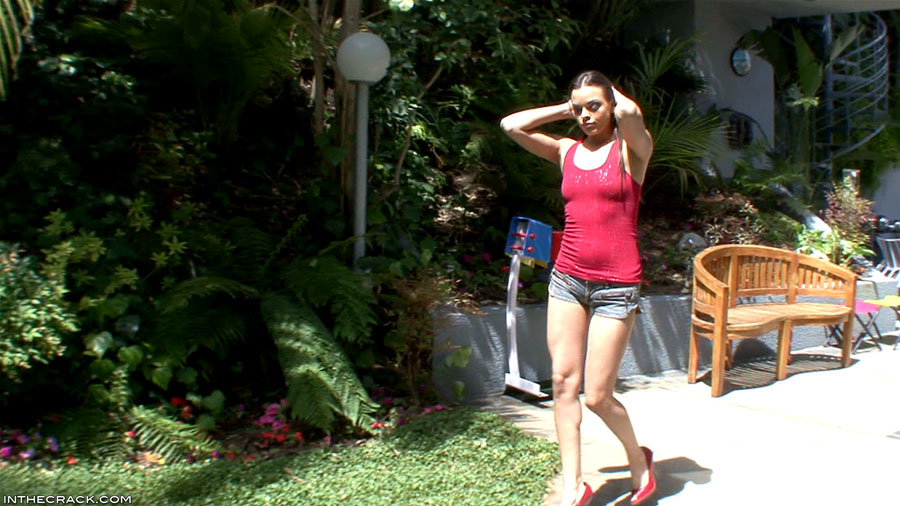 157 Renee Perez: Strip Pees