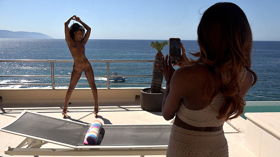 1759 Olivia Jay: Somebody Got Some Body