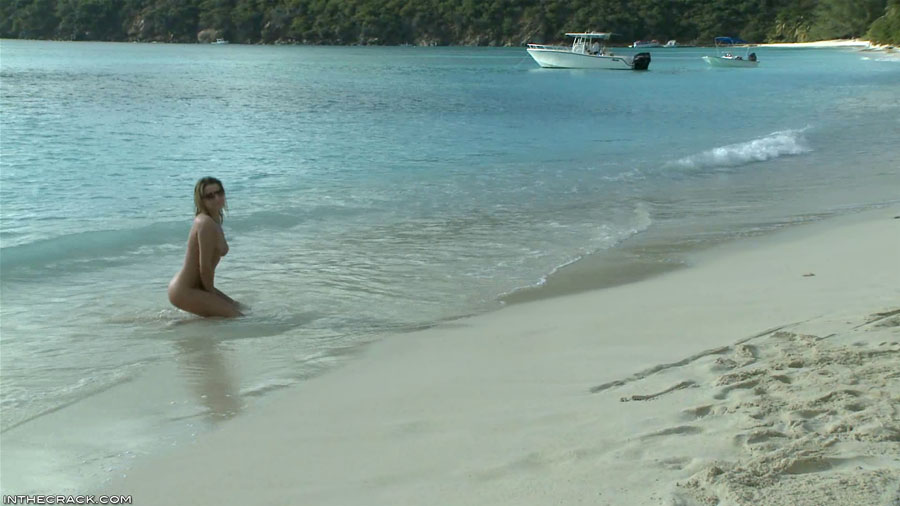 247 Carli Banks: Breaded Chick In Sand Swish